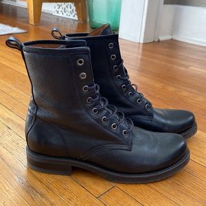 EUC Frye VERONICA Black Italian Vintage Leather Combat Lace Up Boots size 8.5